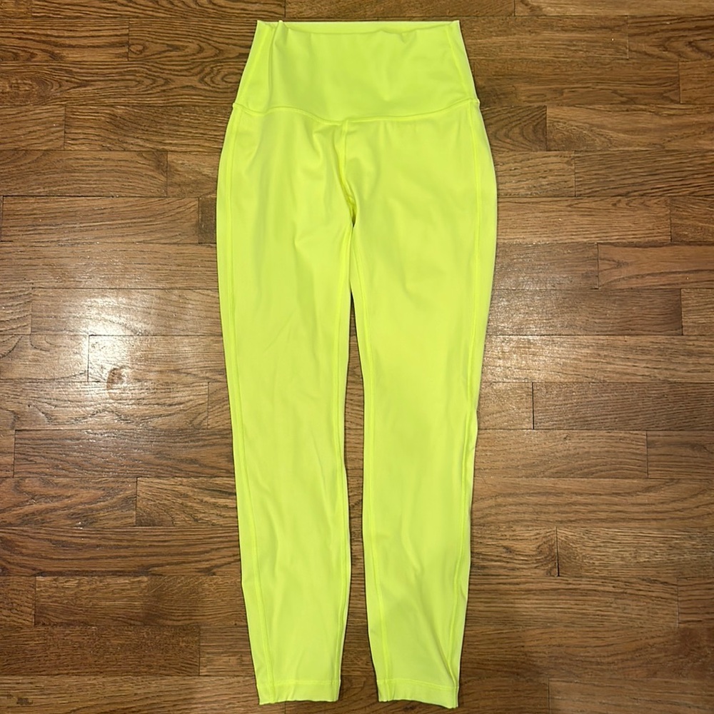 Lululumon Wunder Train 25” Leggings